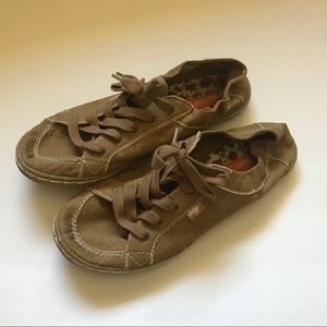 Rocket Dog Canvas Lace Up Sneakers